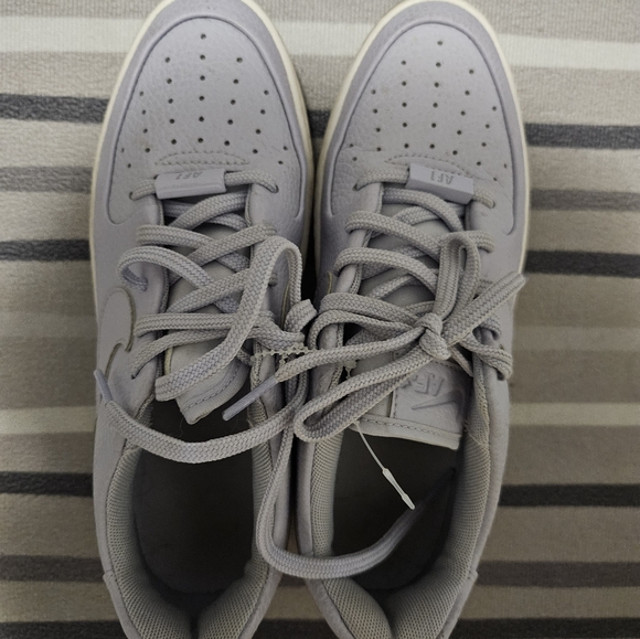 AF1 sage low oxygen purple - Picture 3 of 4